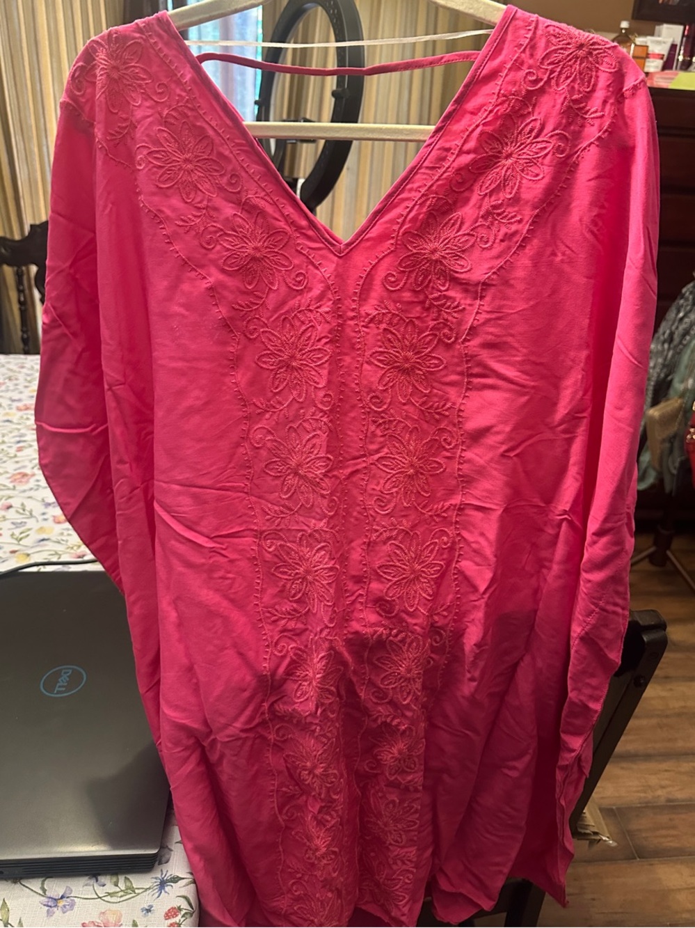 Nordstrom Cover-up Bright Pink Embroidered V-Neck One size